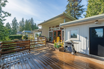 COZY FAMILY HOME IN THE HEART OF AMBLESIDE- 1488 Palmerston Avenue, West Vancouver